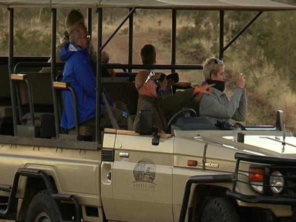Honeyguide Mantobeni Tented Safari Camp - Game Drive 